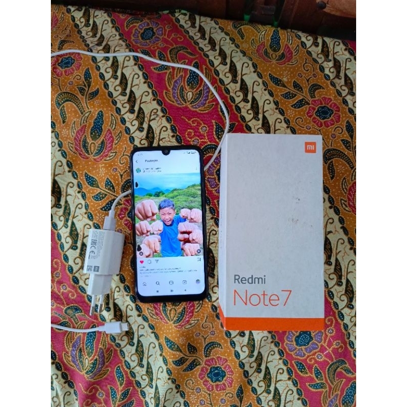 Redmi note 7 ram 4/64 Fullset ada minus second bekas