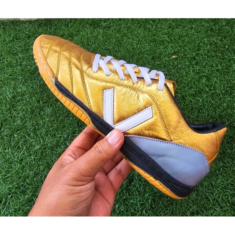 Sepatu Futsal Volosh Shaga Custom