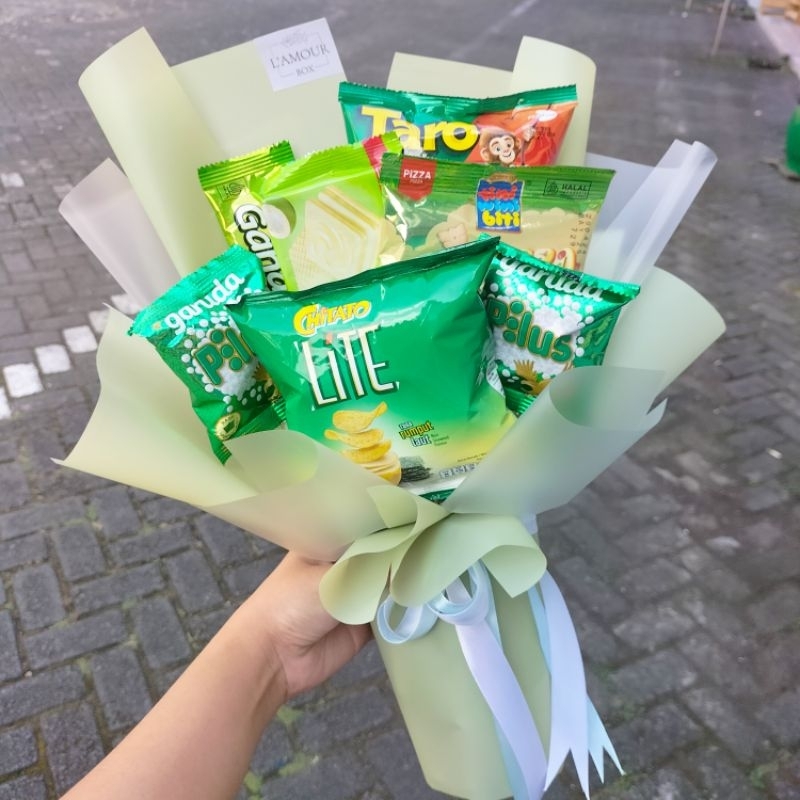 

Snack Bouquet Murah / Buket Ultah / Buket Wisuda / Hadiah