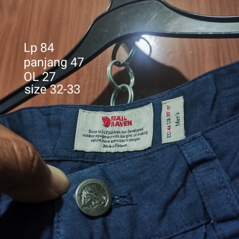 Celana pendek Fjallraven