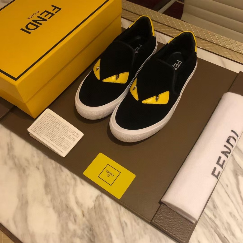 FENDI pemotongan rendah sepatu olahraga pria set Loafers