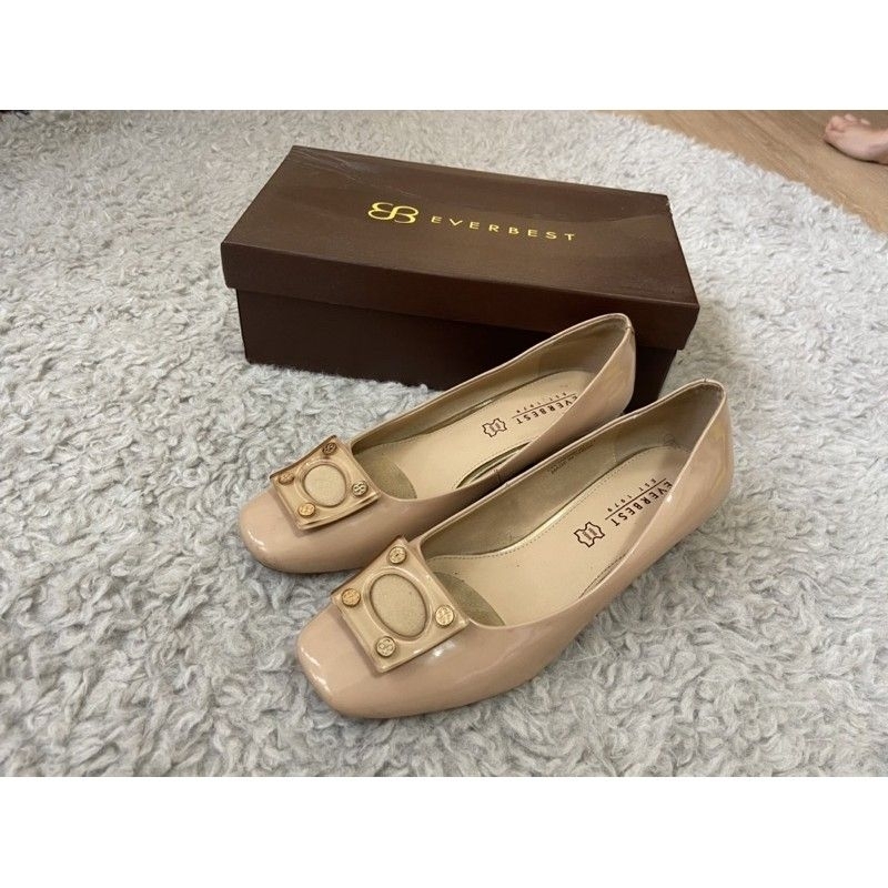 Preloved sepatu Everbest EVB woman shoes slip on fantofel pantofel wedges heels nude cream formal ca