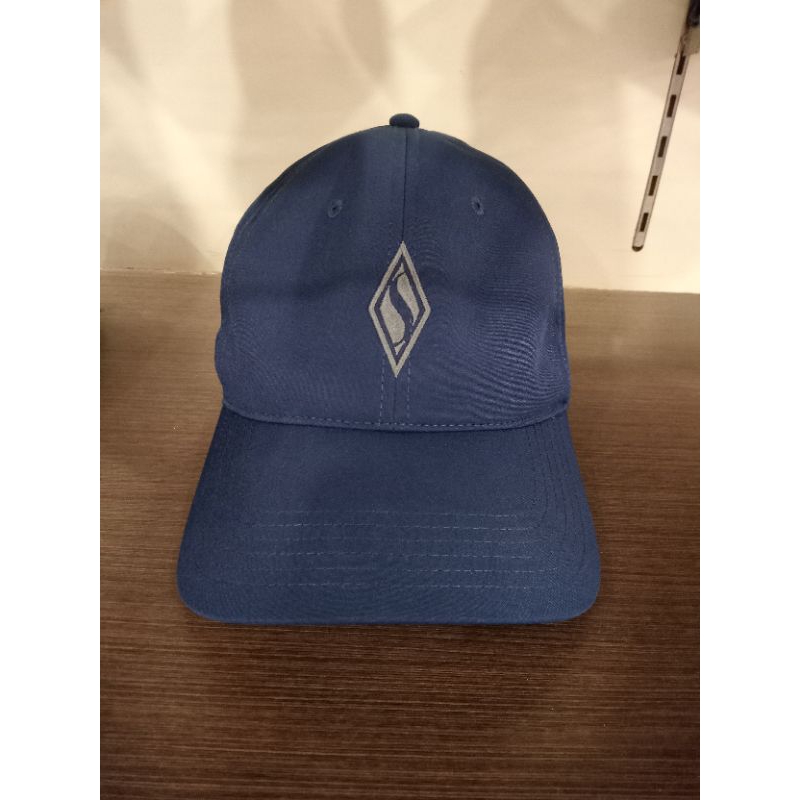 SALE 70% Cap Skechers