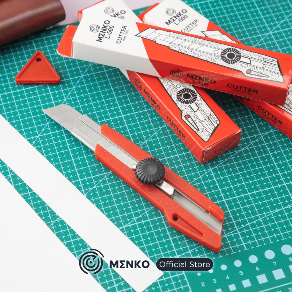 

MENKO Cutter Besar / Kater / Cutter / Alat Pemotong / L-500 Sangat Tajam