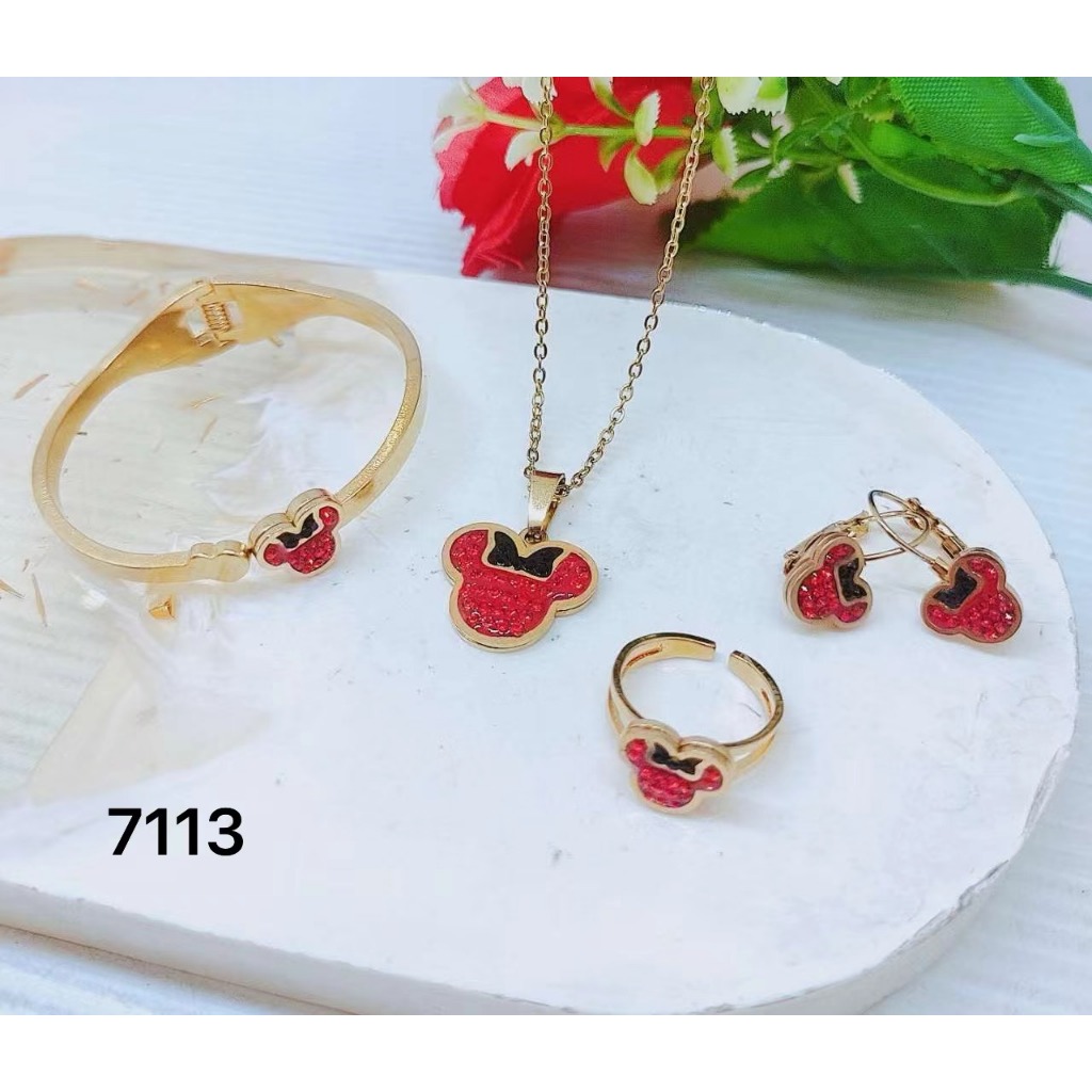 Titanium Set Anak Permata Anti Karat Perhiasan Gelang Kalung Anting Dan Cincin 7113