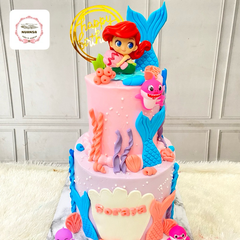 

custom kue ulangtahun tingkat, fondant/buttercream