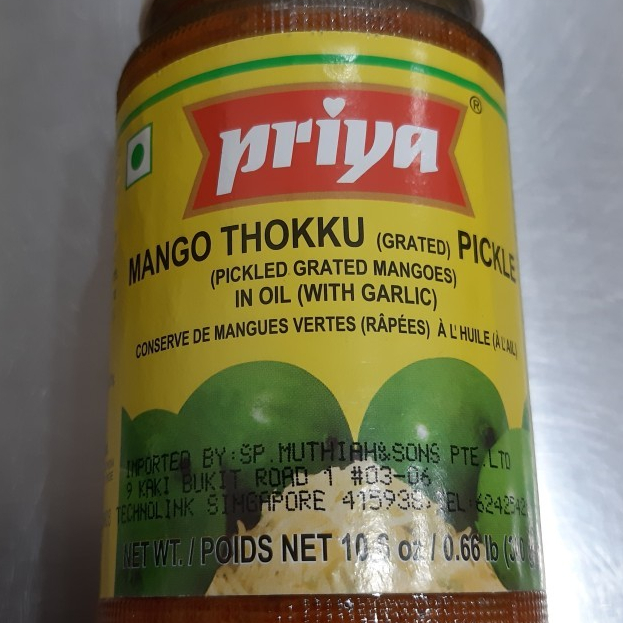 

CUT MANGO THOKKU PICKLE (With garlic) PRIYA 300G / Acar Mangga