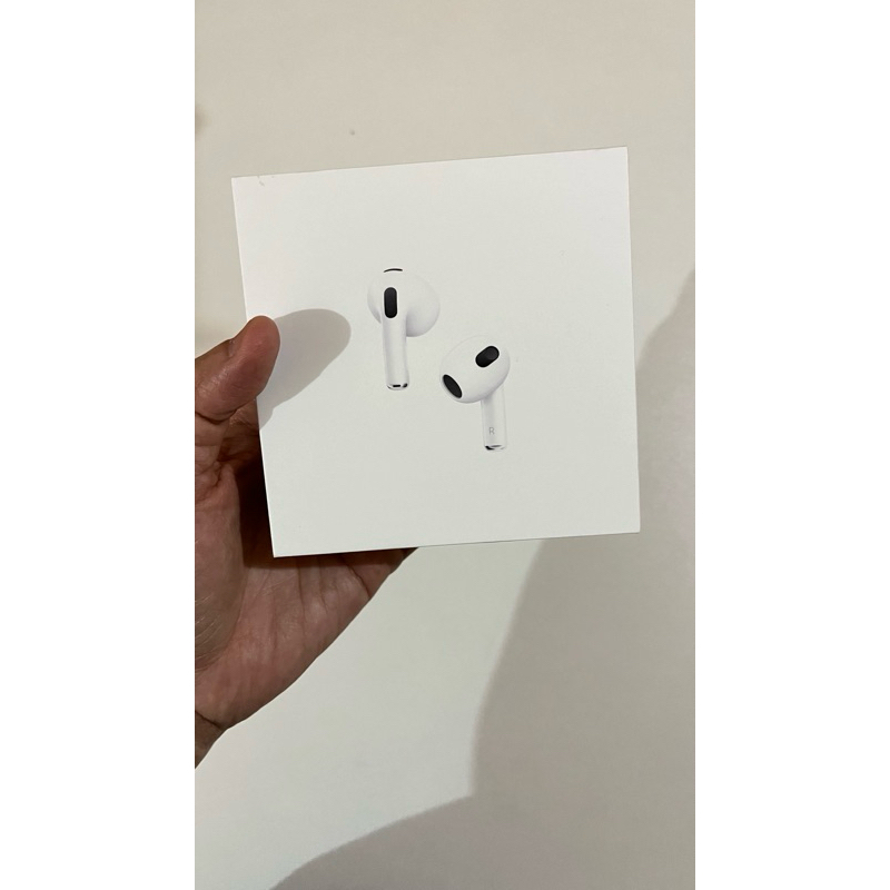 PRELOVED LIKE NEW airpods gen 3