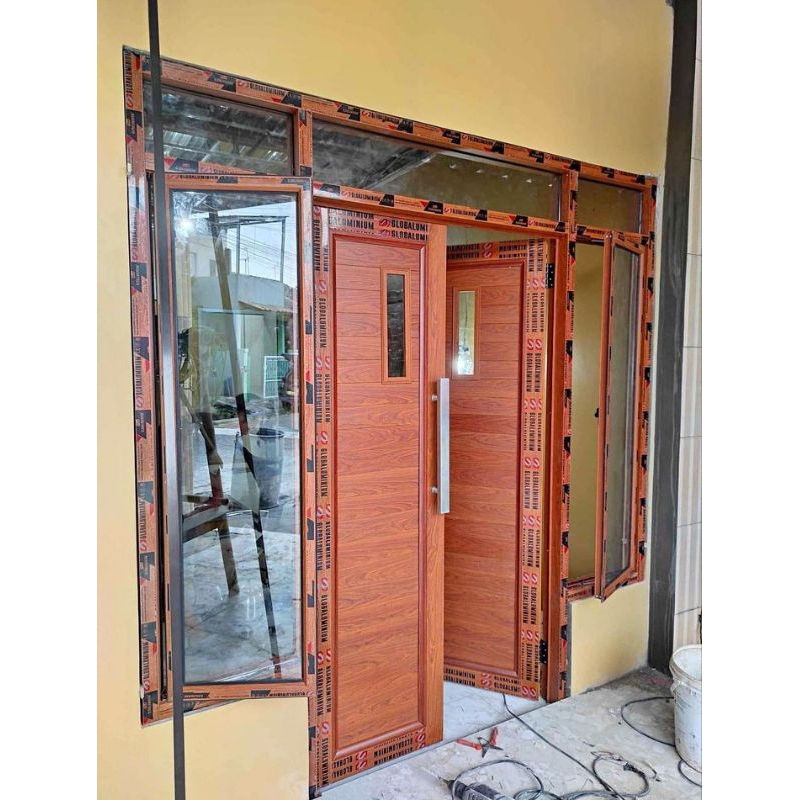 Pintu aluminium kupu kupu utama serat kayu