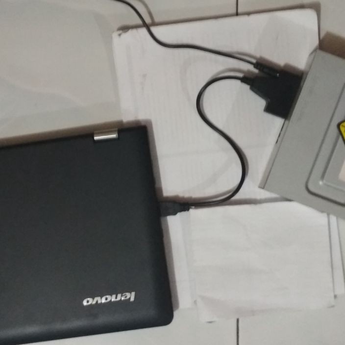 KUALITAS TERJAMIN Kabel DVD internal PC jadi eksternal USB to SATA adapter CD ROM DVD RW