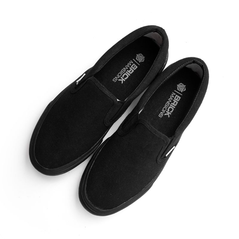 sepatu sneakers slipon sepatu santai pria wanita