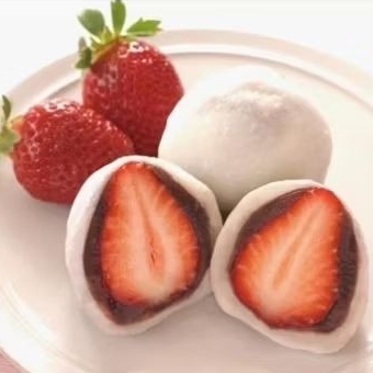 Mochi coklat strawberry by Mochi'moyDAIFUKU
