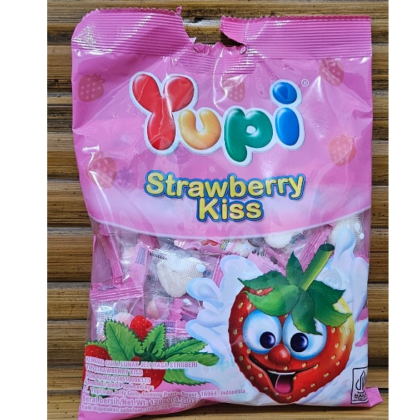 

Permen Yupi Strawberry Kiss 1 Bungkus 120gr Merah Pink Stroberi