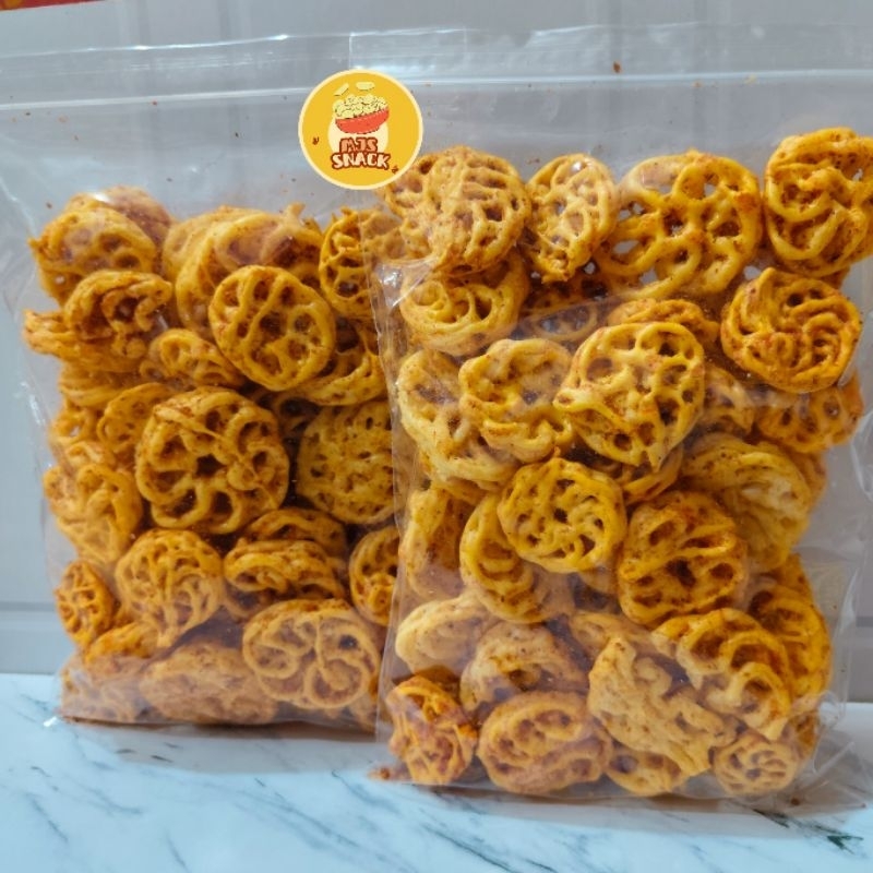 

KRUPUK MAWAR PEDAS 160GR/KRUPUK KRIBO/SEBLAK RAFAEL