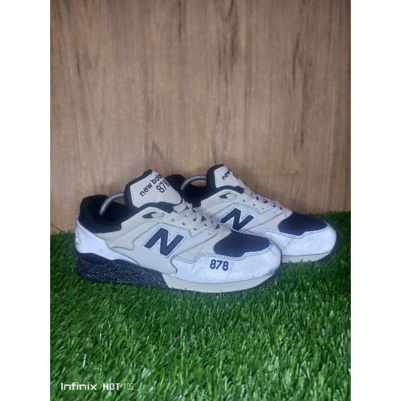 New Balance 878 abzorb