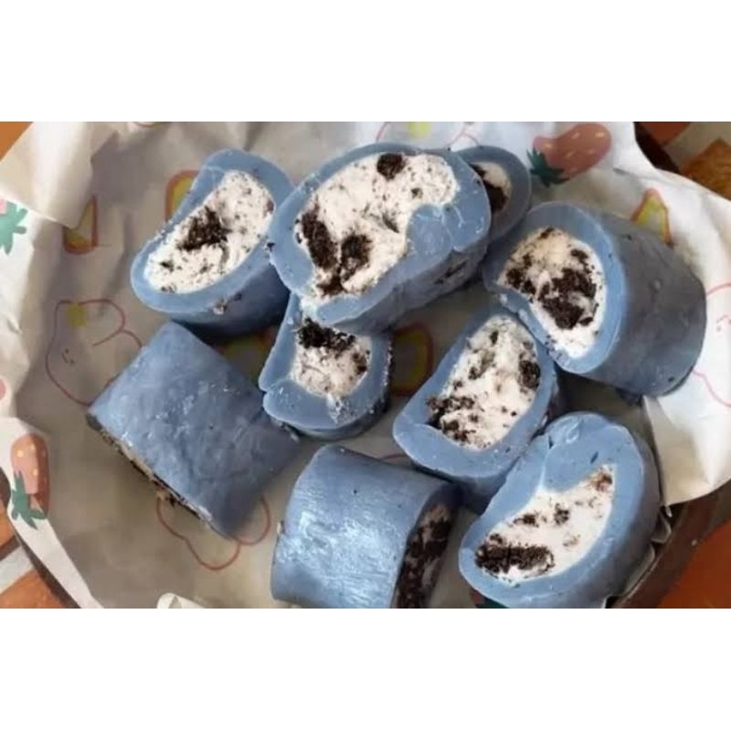 

mochi cookies and cream