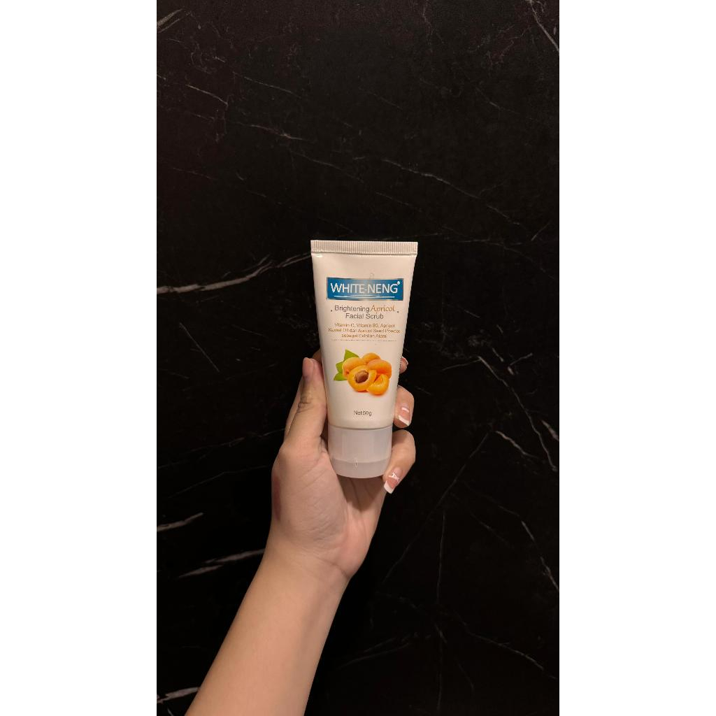 White-Neng Brightening Apricot facial Scrub