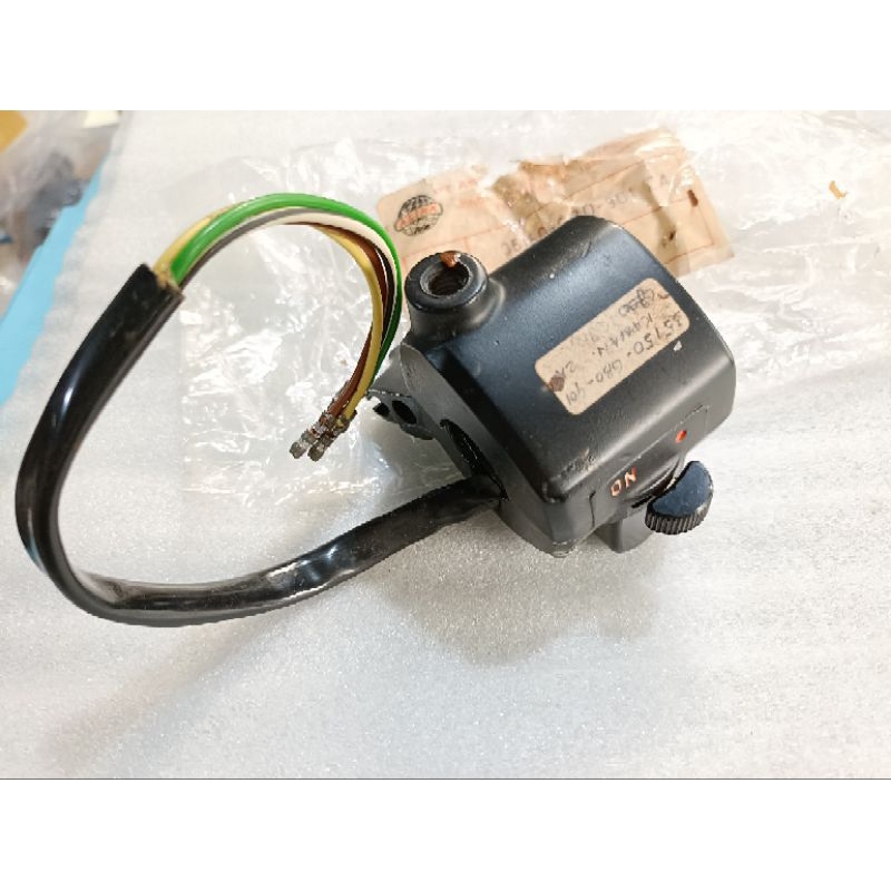 holder kanan Honda c700 c800 Astrea 800 engkel original nos made in japan