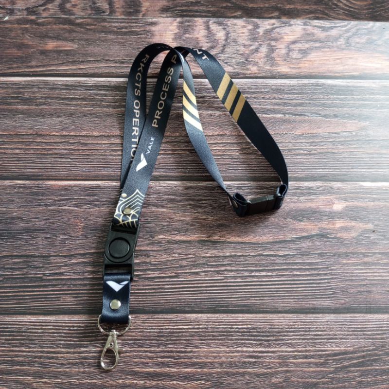 

Tali Lanyard Brekwey Paket Holder