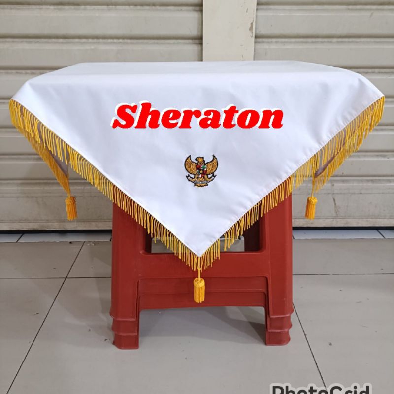 

alas baki paskibra alas baki upacara bendera warna putih pake rumbai