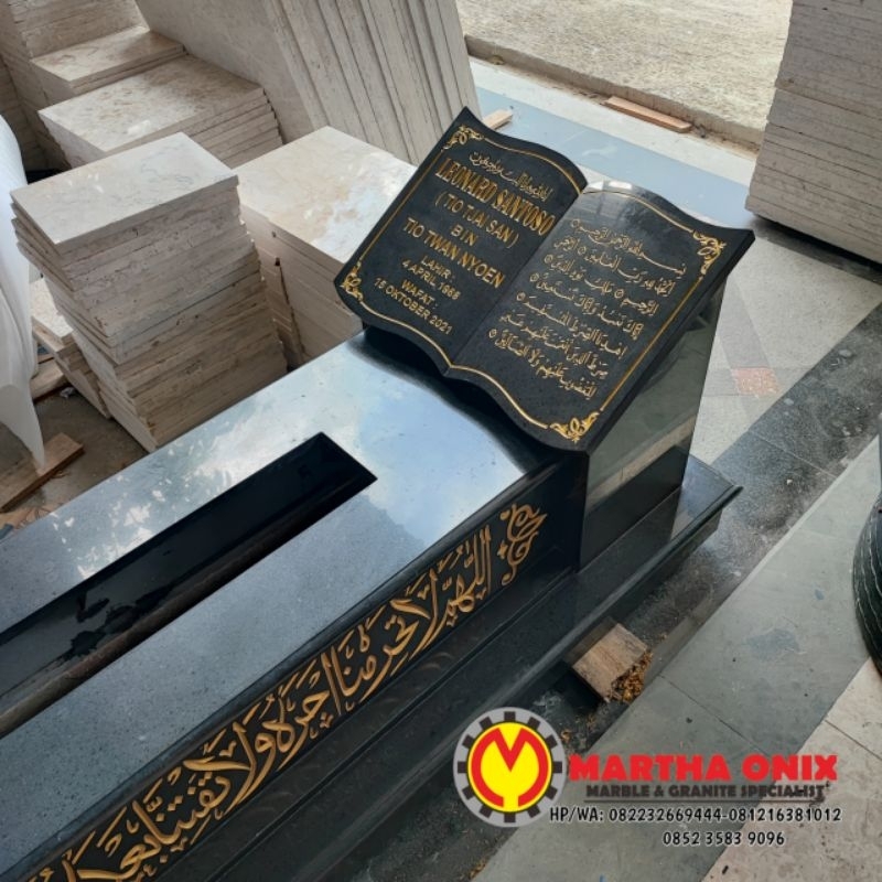 KIJING MAKAM FUL KALIGRAFI MARMER HITAM