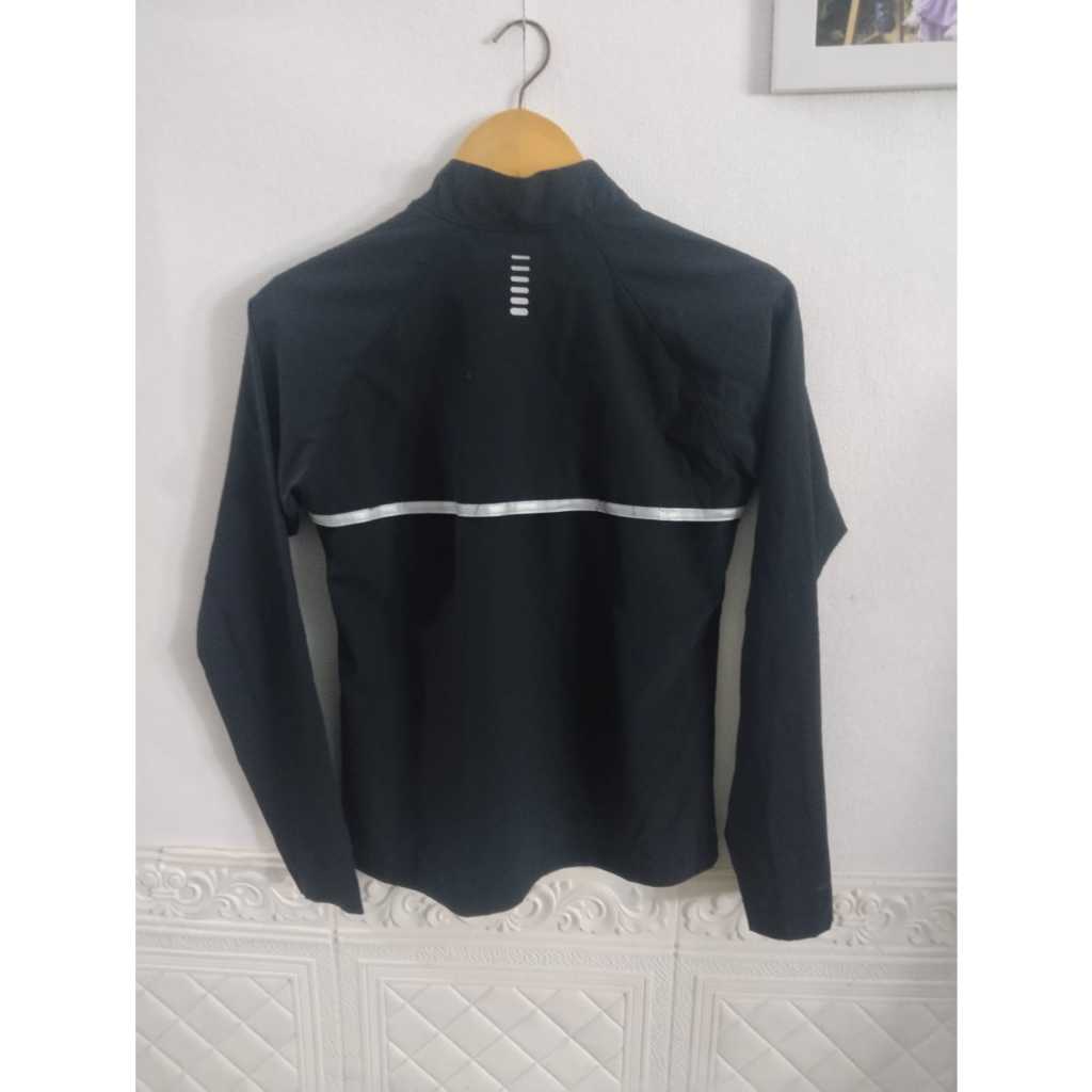 JAKET UA STORM BLACK