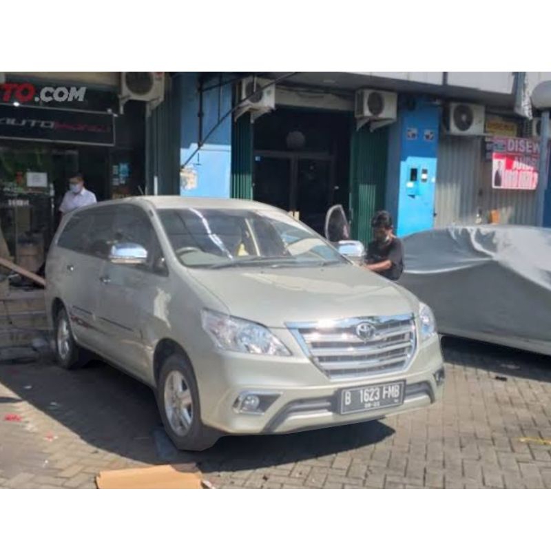 CAT TOYOTA SILVER 1CO CAT KIJANG INNOVA SILVER SEMU GOLD PU 1KG