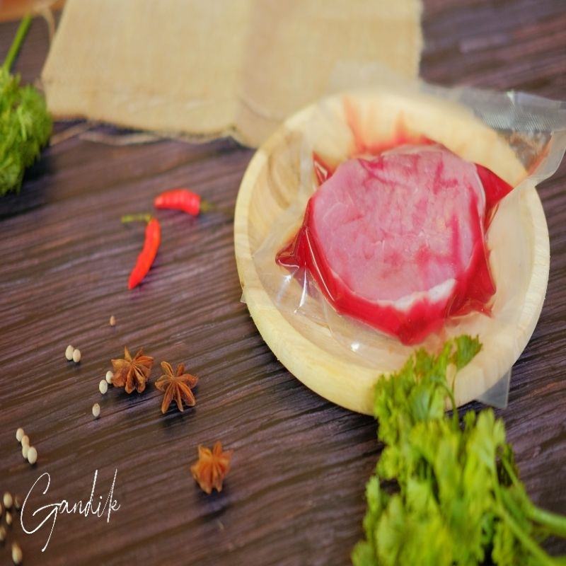 

Paha /Topside steak Sapi Organik/ Wahyu Beef Organik Paha Topside steak ukuran 250 gr