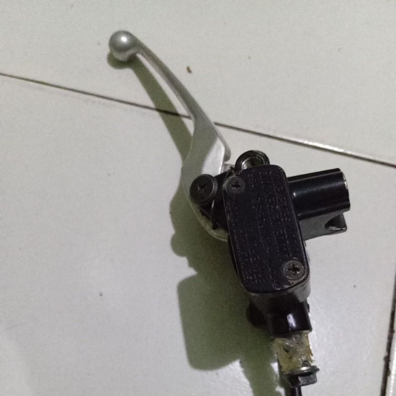 master rem depan set handle/handel honda beat fi cbs nissin / master rem original