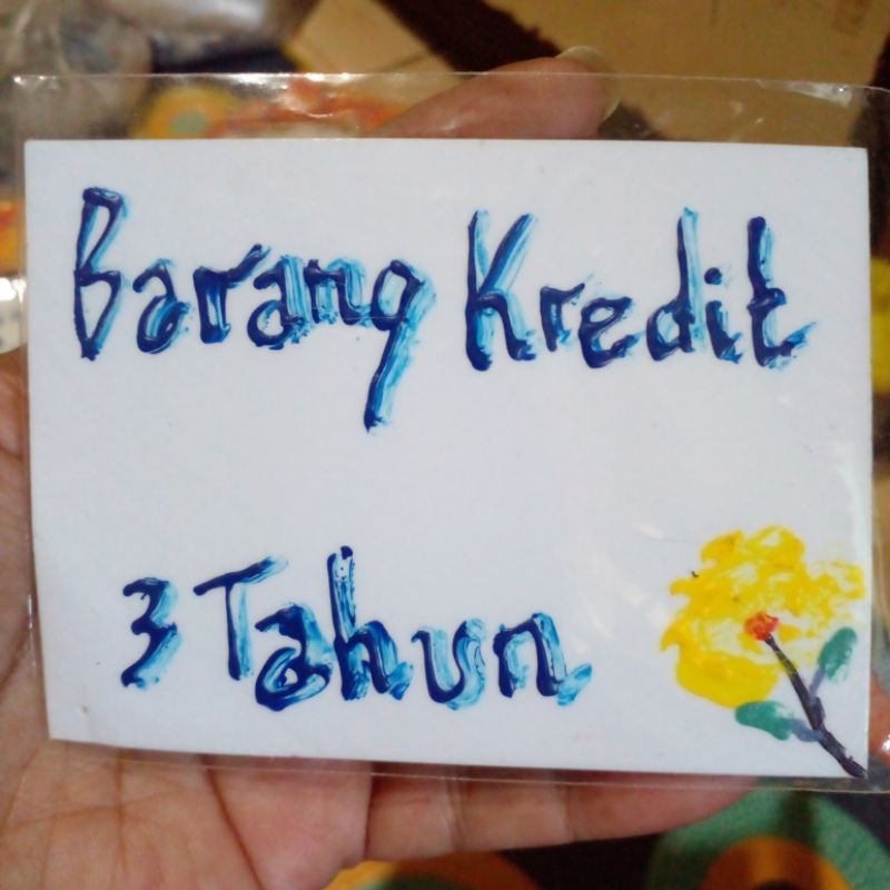 

British Sticker Timbul : Barang Kredit 3 Tahun