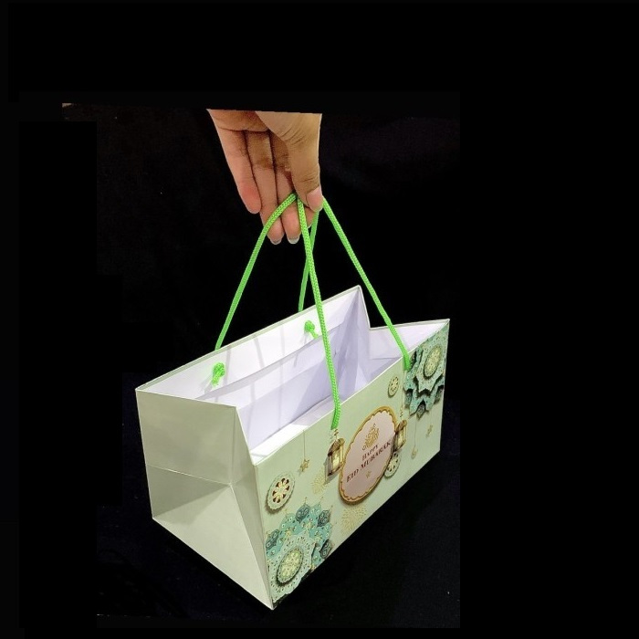 

(3 Pcs)Paper Bag Box Bolu Gulung Goodie Bag Toples Kuker Lebaran Tas Hampers Idul Fitri 27x15x15