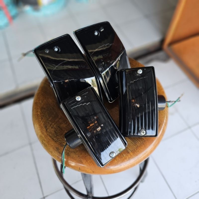Lampu Sein Set Vespa Px Npx NewPx Spartan Model Mika Black Smoke Motif Garis Lis Hitam