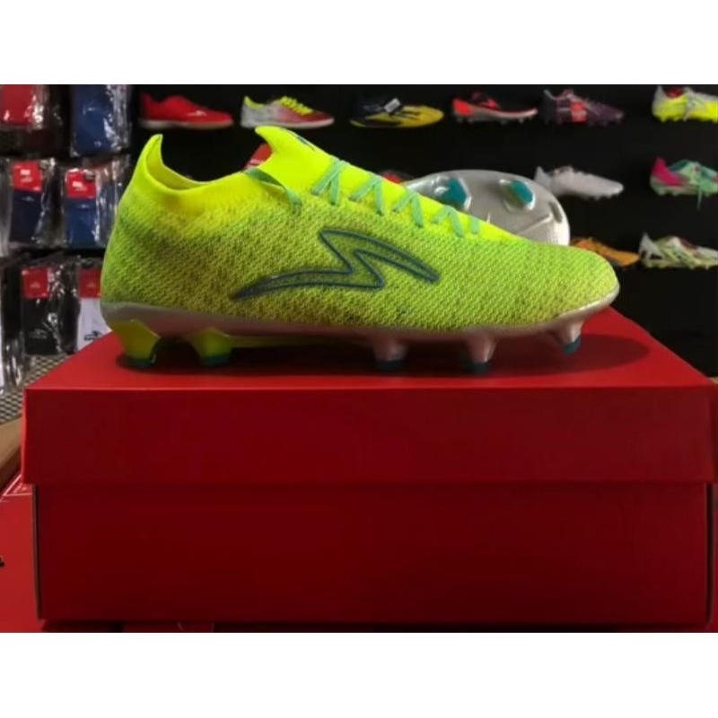 Sepatu Bola Specs Alpha Form Elite fg