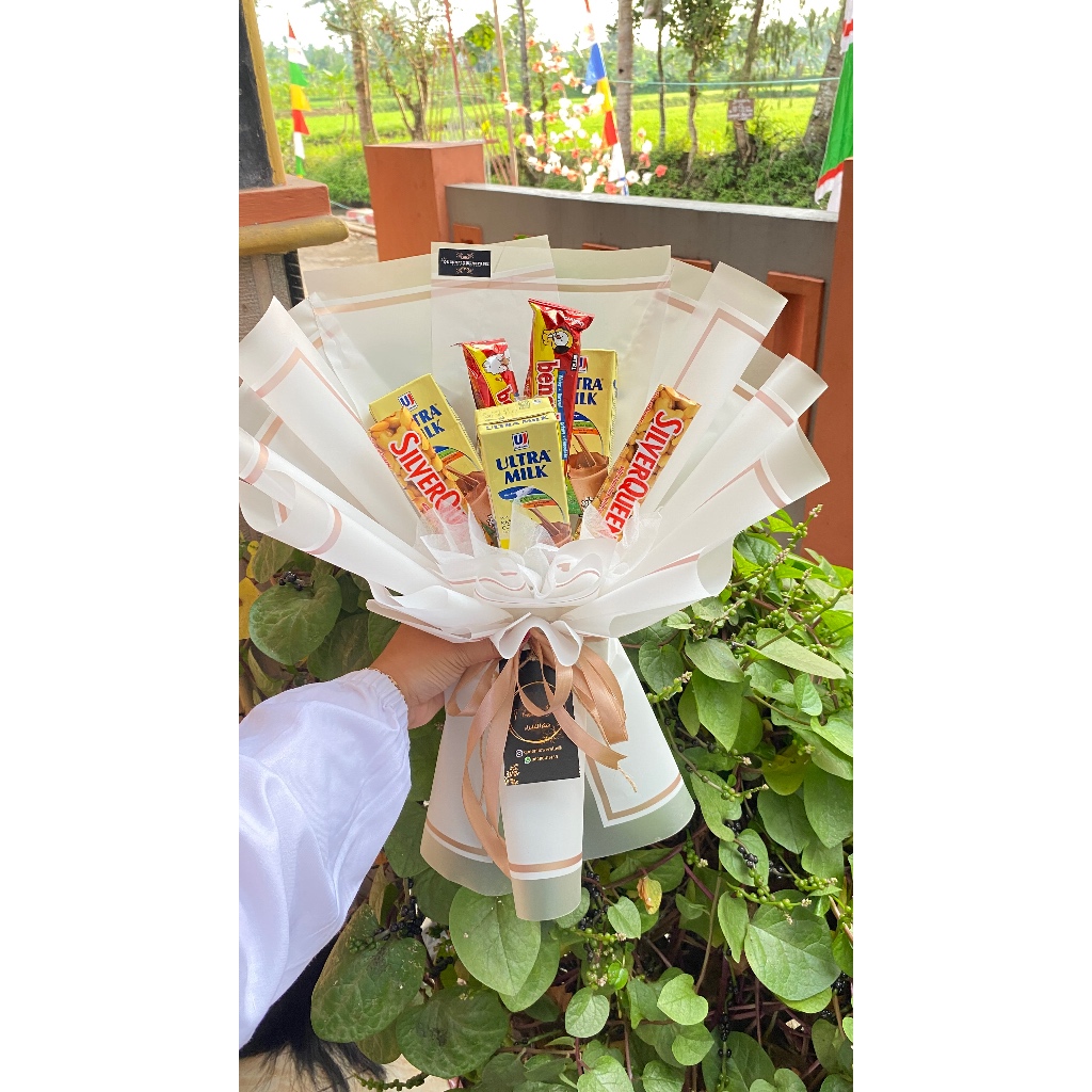

Buket snack_Buket makanan_buket wisuda_kado pacar