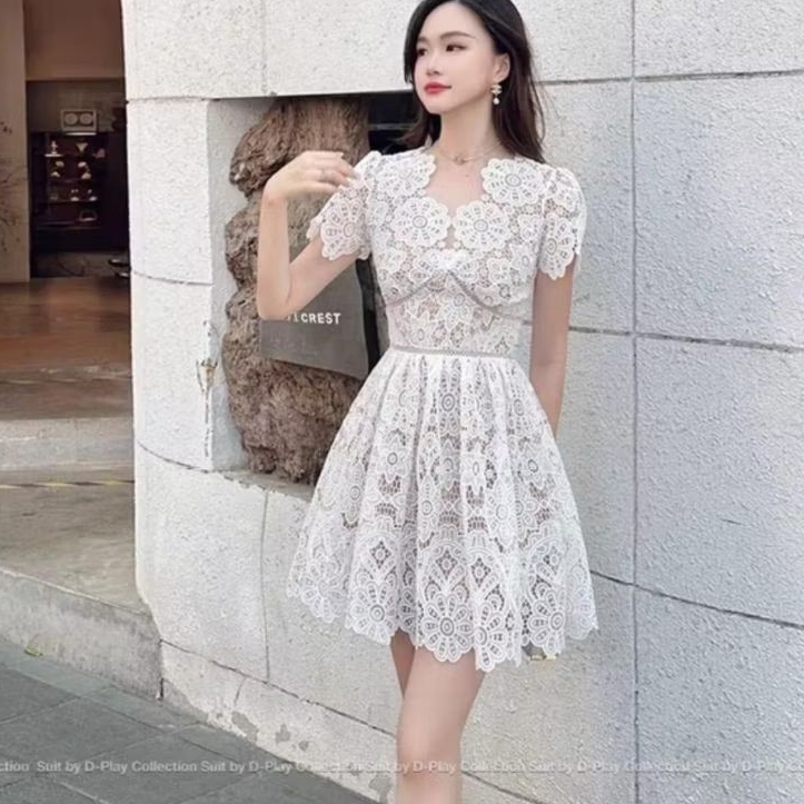 51501 Baju minidresss LERINA LACE BROKAT VNECK MINI DRESS lengan panjang hitam putih polos dres mewa