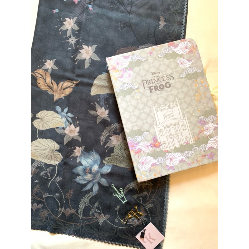PURU KAMBERA DISNEY SERIES THE OLD STAR SCARF