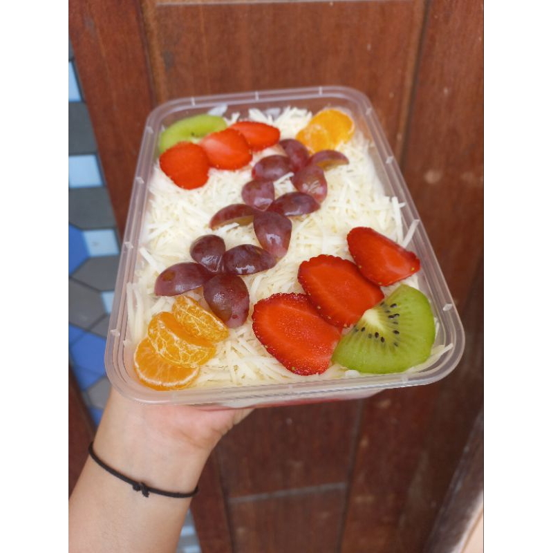 

salad buah premium kemasan 650ml ..pembuatan fresh selalu