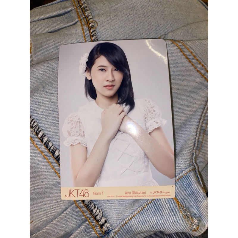 Photopack Ayu Oktaviani JKT48 team T Sambil menggandeng erat tanganku/te wo tsunaginagara setlist se