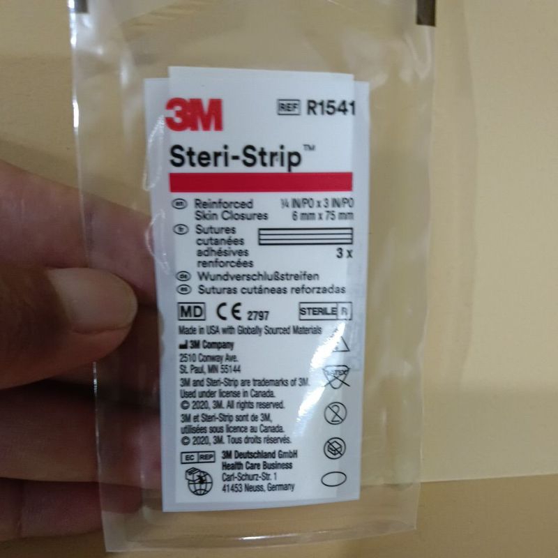 Steri Strip 3M plester penutup luka R1541