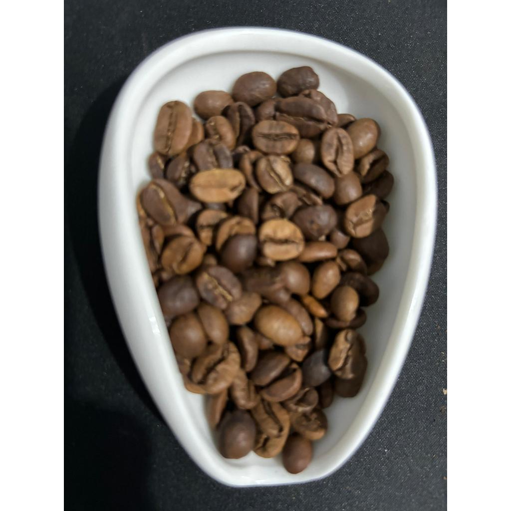 

Kopi Arabica Garut Natural / Arabika Garut Biji Kopi Premium