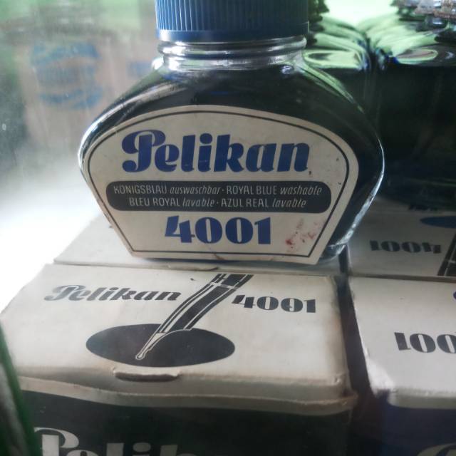 

TINTA PELIKAN BLUE-BLACK PERMANENT Fountain pen Ink (BUKAN WARNA HITAM)