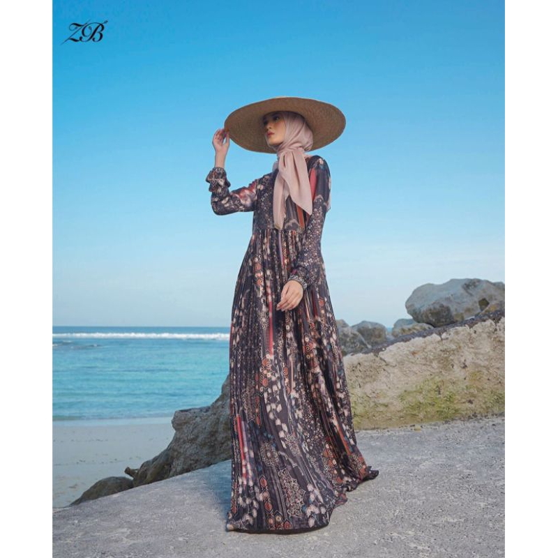 ZALIA DRESS HLZB (SIZE S) BY ZERINA BANU