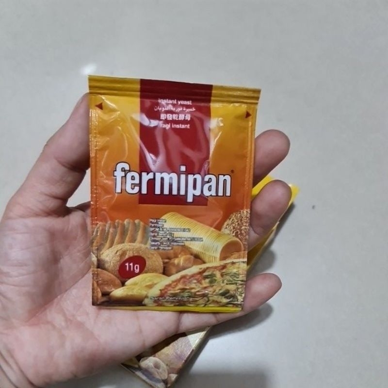 

FERMIPAN ragi instant yeast sachet 11gr