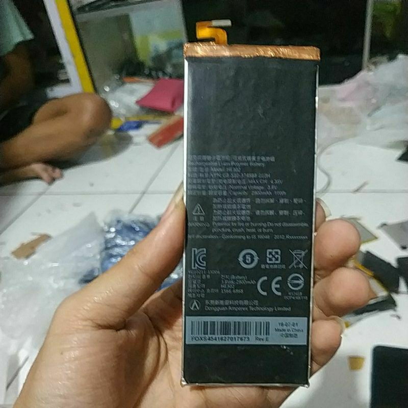 BATERAI LUNA V55C HE302