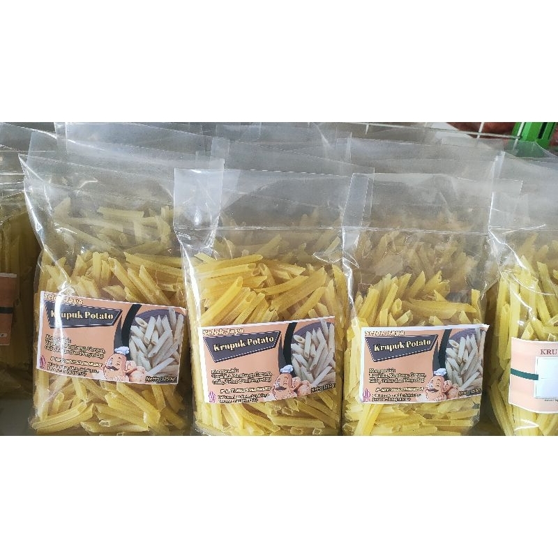 

KRUPUK POTATO / Krupuk kentang Selok Jaya nett 250gr