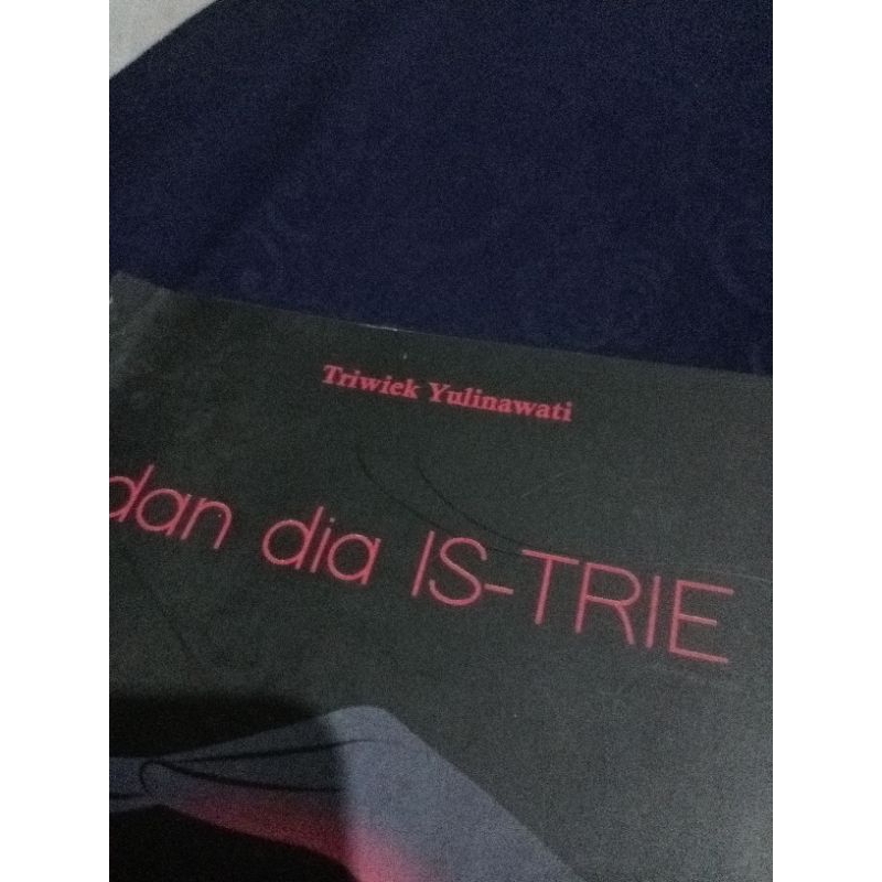 

bukufiksi