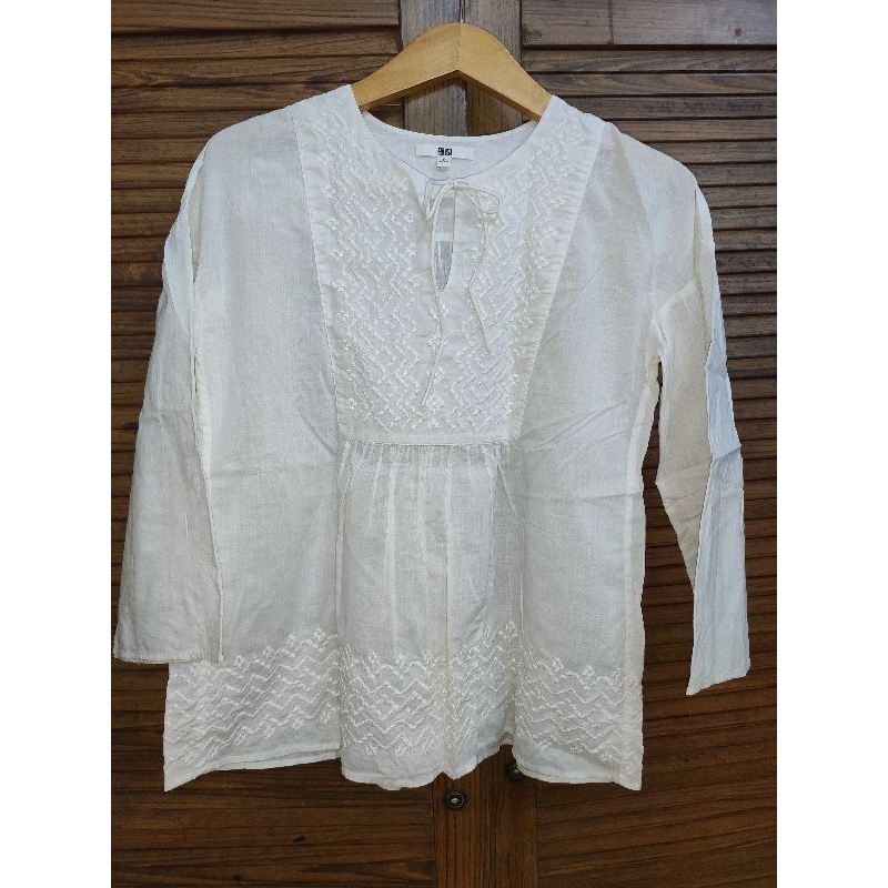blouse uniqlo