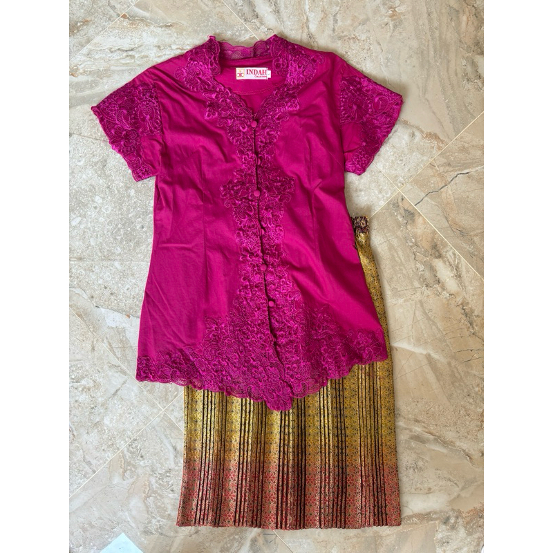 PRELOVED one set kebaya