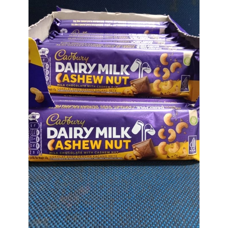 

Cadbury Dairy Milk Cashew Nut 62gr