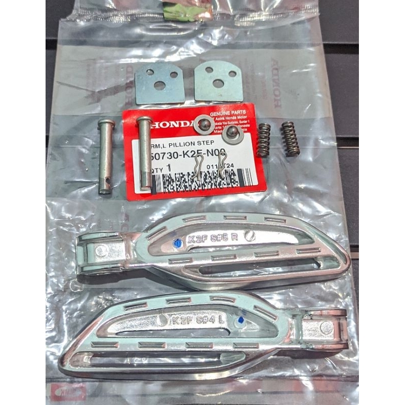 Footstep scoopy k2f original sepasang fullset